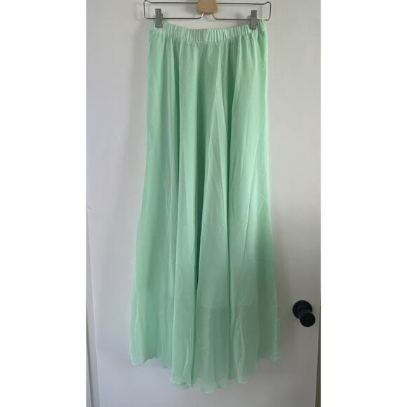 Mint Green Flowy Maxi Skirt Size Medium Elastic Waist NWOT Chiffon High Waisted - Picture 1 of 6